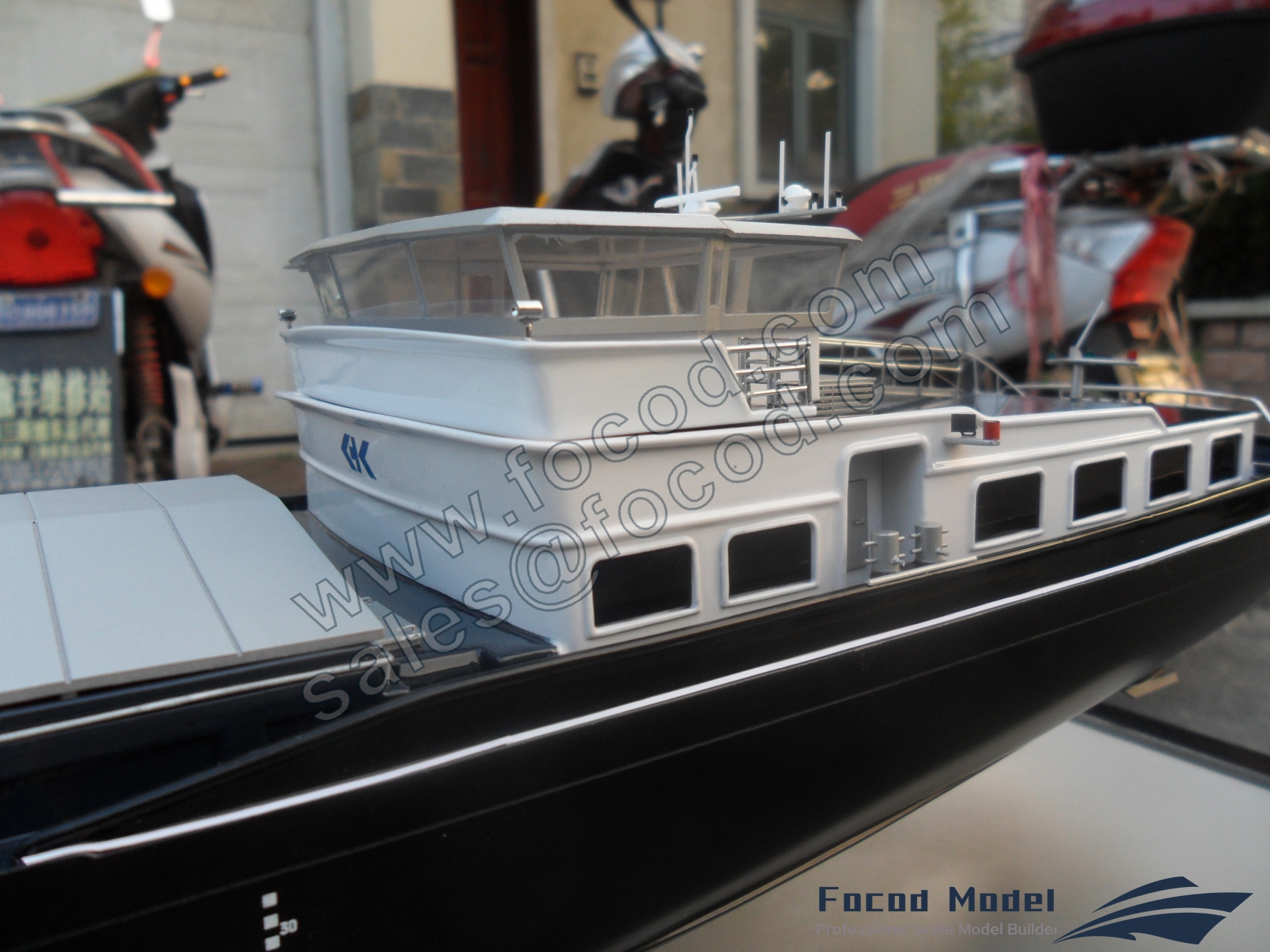 custom made model of 135m Inland Cargoship (with wheelhouse interiors)